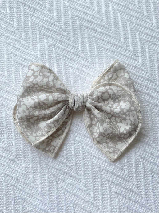 Greige floral fable bow