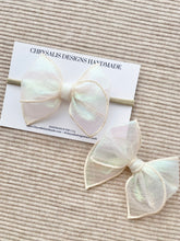 Load image into Gallery viewer, Irredescent long fable