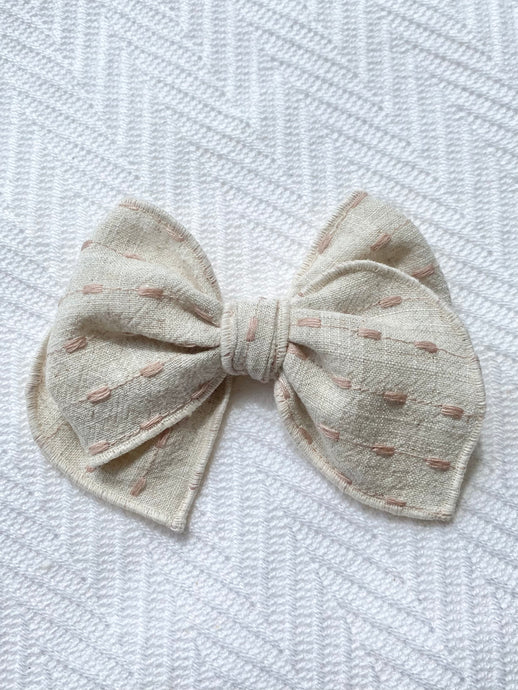 Linen with blush stripe fable bow